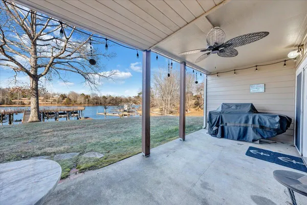 $714,600 | 287 Waterside Drive, Moneta, VA 24121