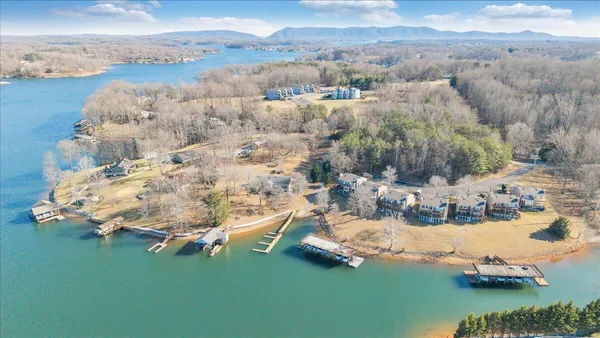$714,600 | 287 Waterside Drive, Moneta, VA 24121