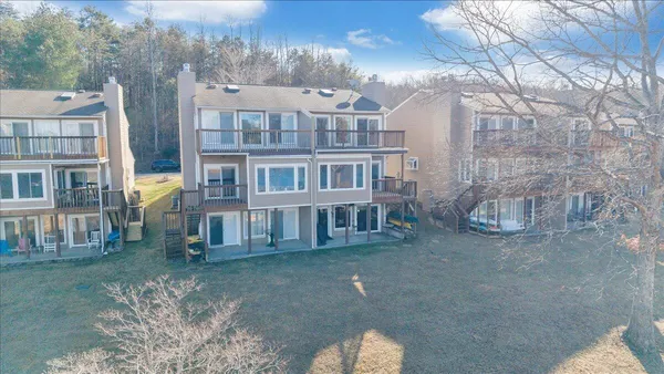 $714,600 | 287 Waterside Drive, Moneta, VA 24121