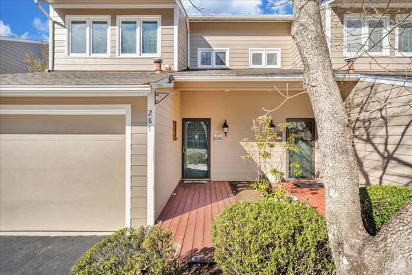 $714,600 | 287 Waterside Drive, Moneta, VA 24121