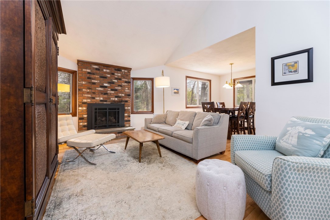 34 Donizetti Road Westerly, RI 02891 - Photo 4 of 50