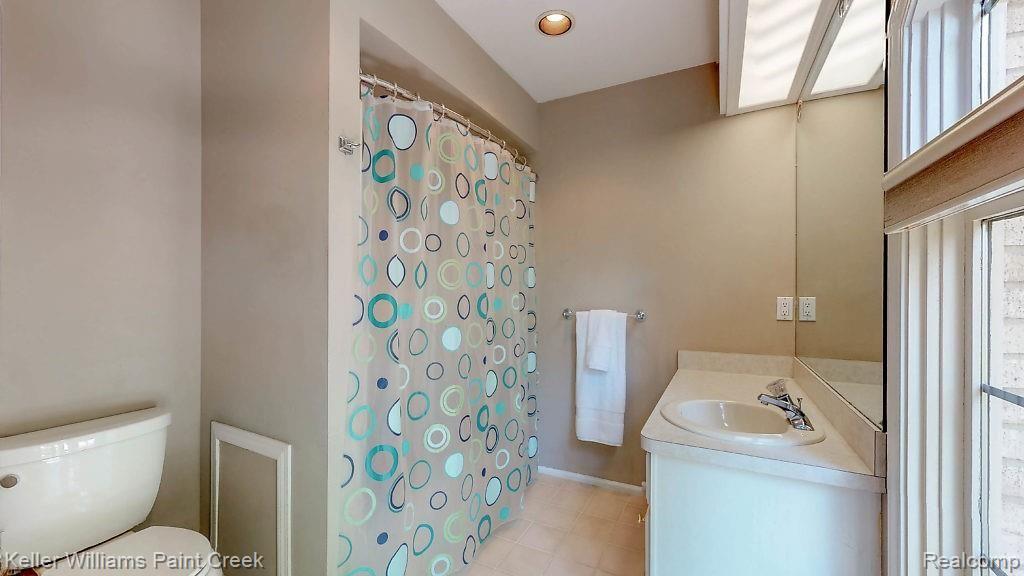 1627 Wakefield Court Rochester Hills, MI 48306 - Photo 20 of 35