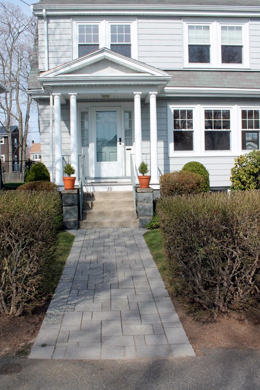 39 Neponset Road Quincy, MA 02169 - Photo 2 of 20 Gallery Image 2