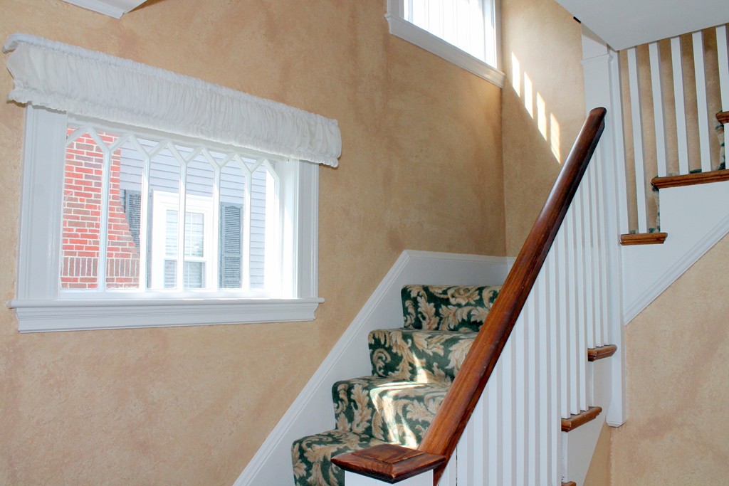 39 Neponset Road Quincy, MA 02169 - Photo 9 of 20 Gallery Image 9