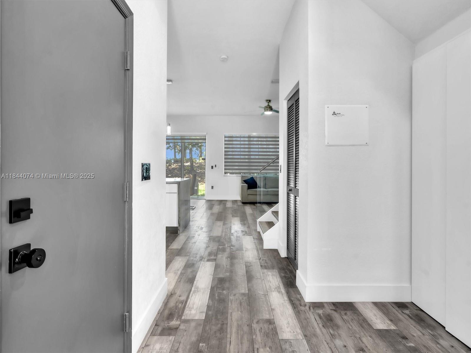 4331 Southwest 124th Way Miramar, FL 33027 - Photo 5 of 58