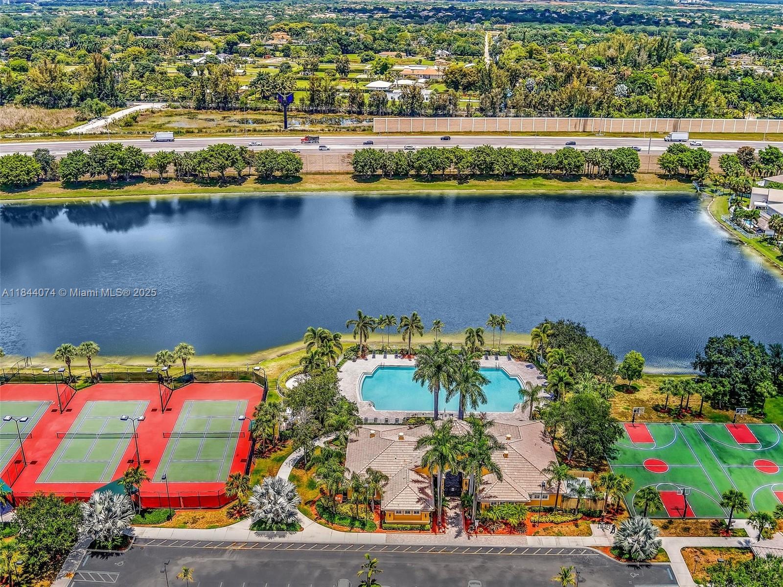 4331 Southwest 124th Way Miramar, FL 33027 - Photo 52 of 58