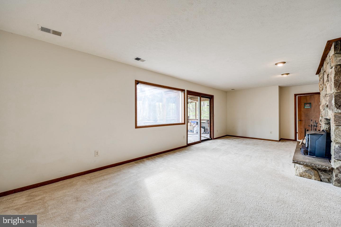 1328 Potomac School Road McLean, VA 22101 - Photo 19 of 31