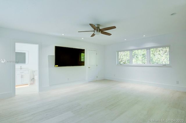 $1,500,000 | 4010 University Drive, Coral Gables, FL 33146