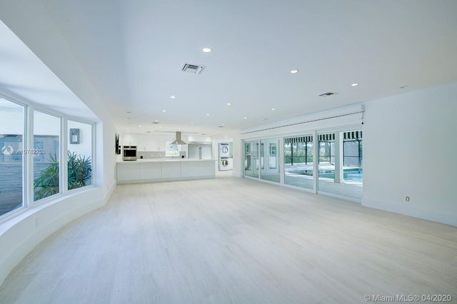 $1,500,000 | 4010 University Drive, Coral Gables, FL 33146