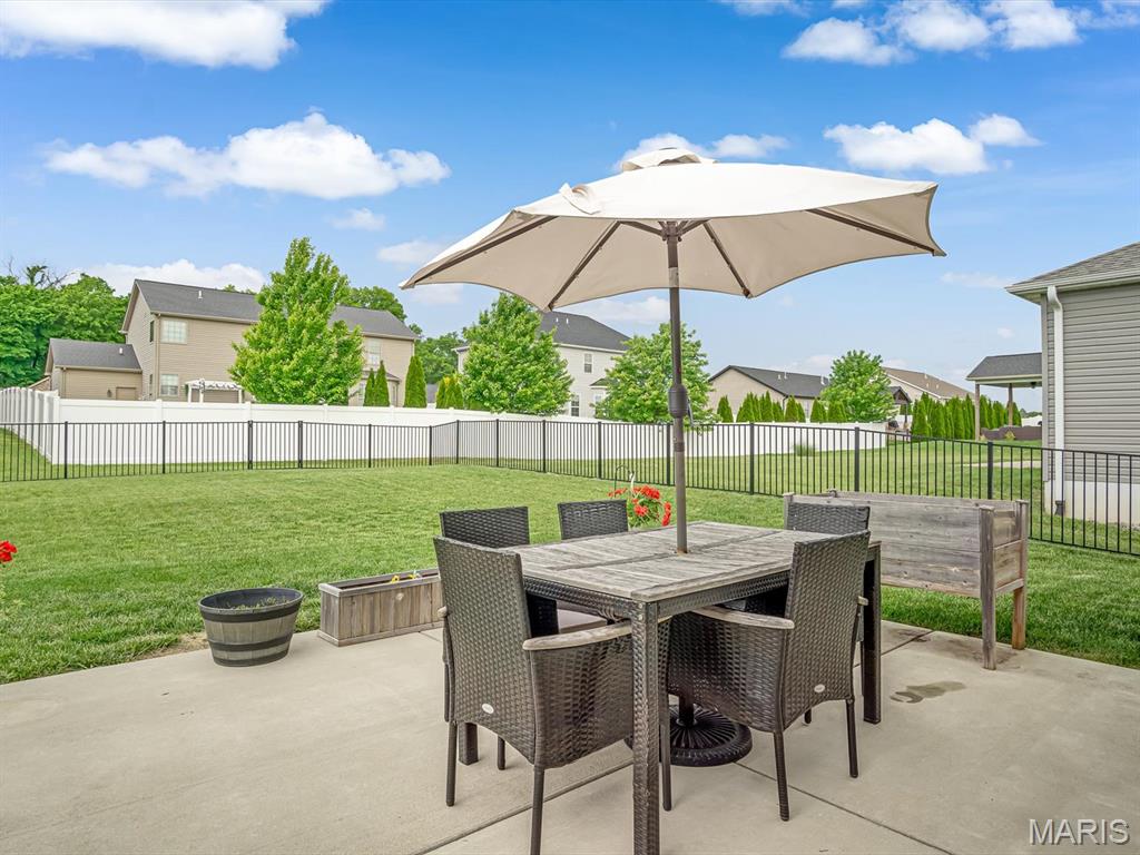 1305 Coleridge Court O'Fallon, IL 62269 - Photo 30 of 36