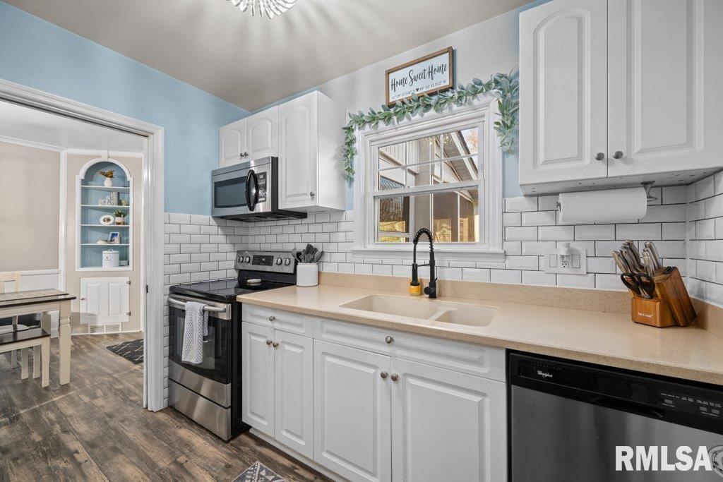 3255 14th Street Rock Island, IL 61201 - Photo 13 of 38