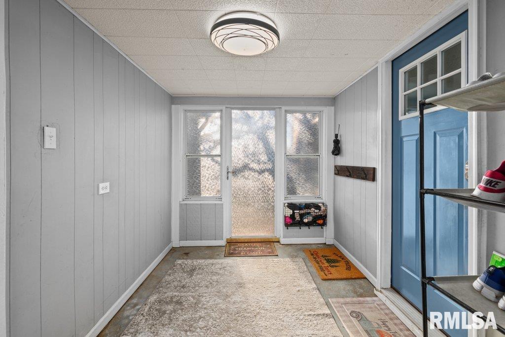 3255 14th Street Rock Island, IL 61201 - Photo 32 of 38