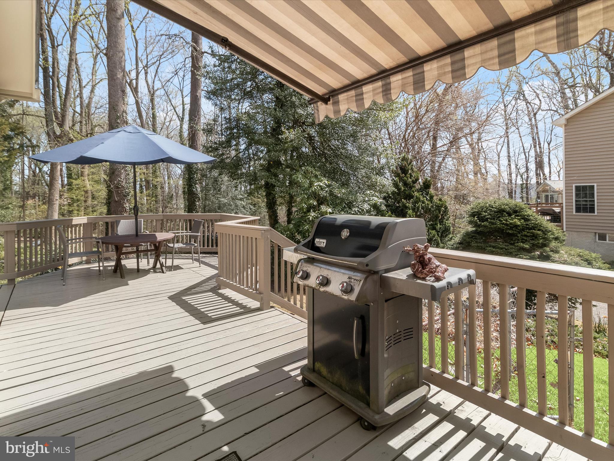 941 Buttonwood Trail Crownsville, MD 21032 - Photo 27 of 43 a view of a patio on the roof deck