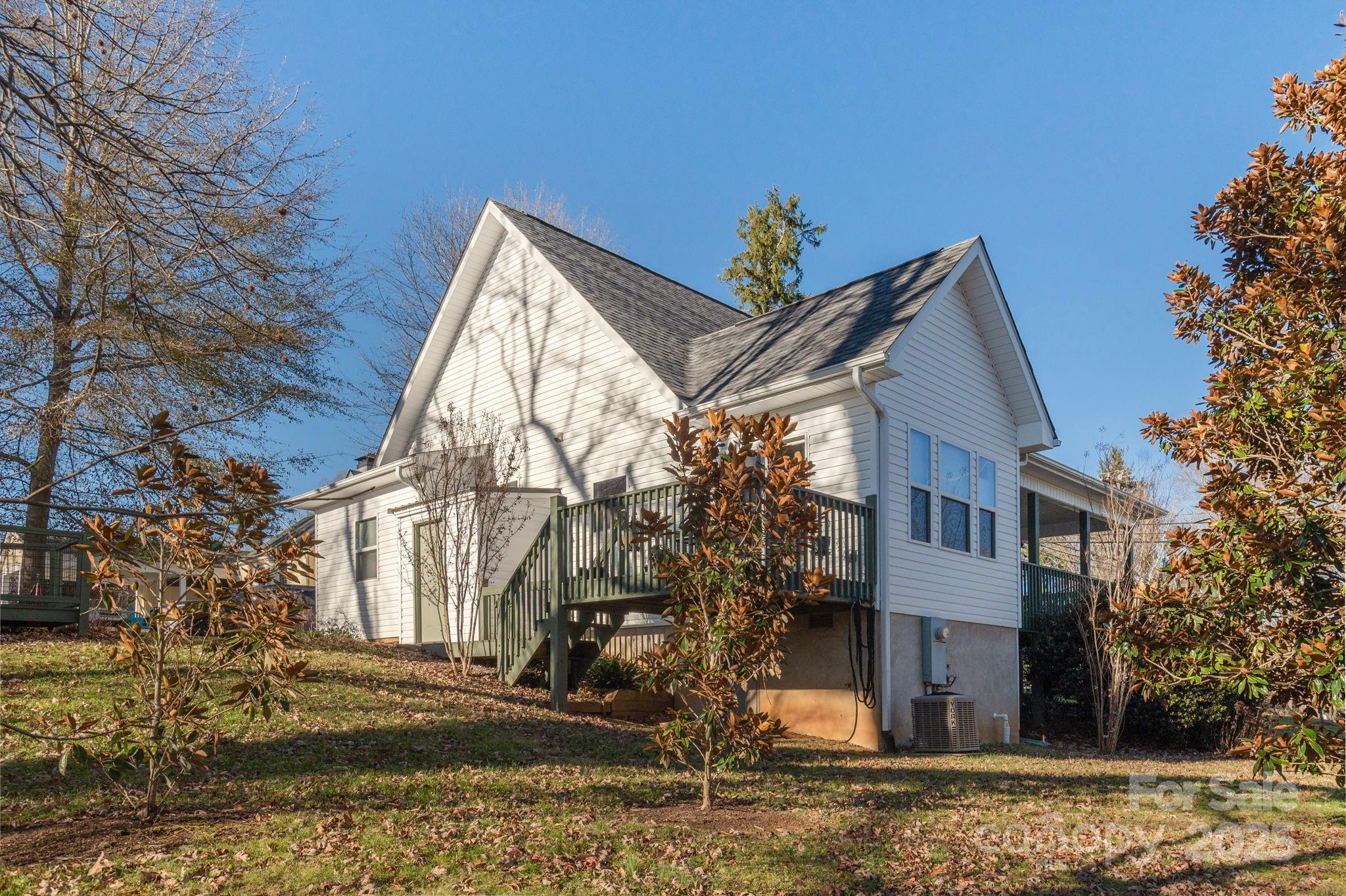 477 West Probart Street Brevard, NC 28712 - Photo 23 of 35