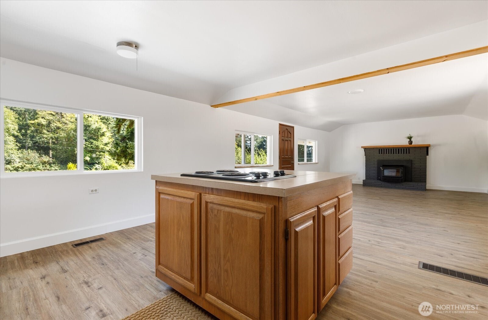 7380 Jewett Road Clinton, WA 98236 - Photo 18 of 34 Gallery Image 18