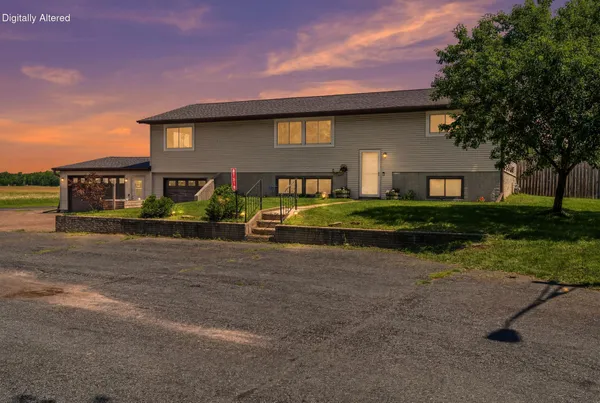 $288,000 | W7070 2nd Street, Onalaska, WI 54650