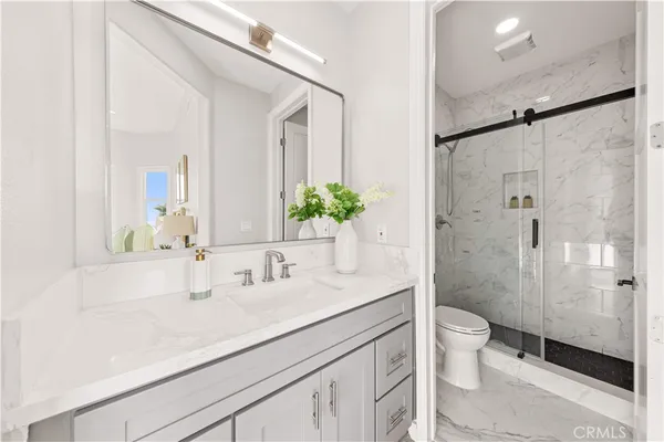 $3,990,000 | 857 Avenida Acapulco, San Clemente, CA 92672