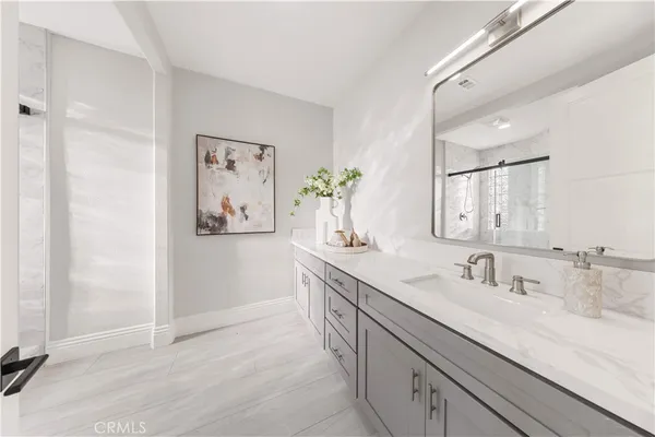 $3,990,000 | 857 Avenida Acapulco, San Clemente, CA 92672