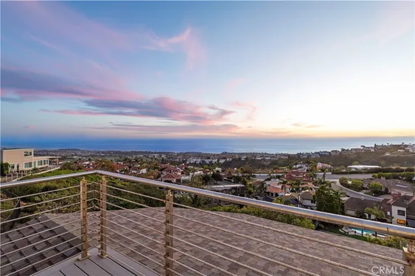 $3,990,000 | 857 Avenida Acapulco, San Clemente, CA 92672