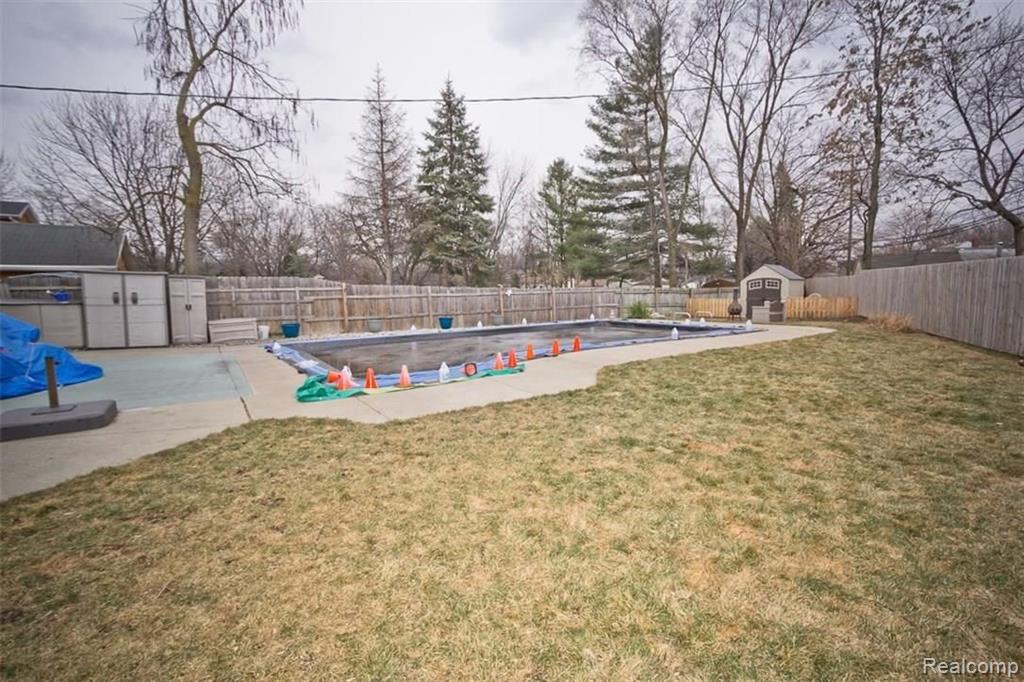 1529 Butternut Avenue Royal Oak, MI 48073 - Photo 33 of 43