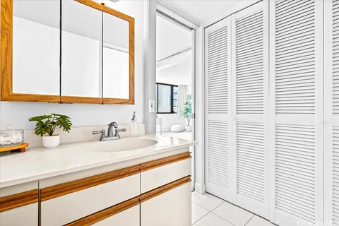 $447,500 | 750 Kaheka Street, Unit 406, Honolulu, HI 96814