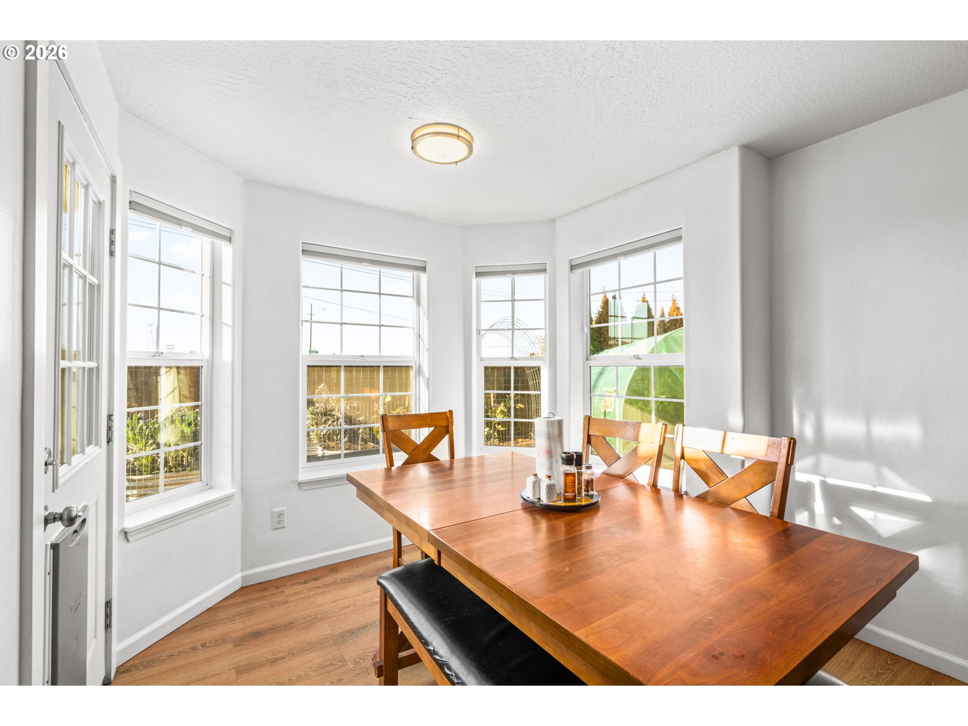 1898 Iron Horse Road Eugene, OR 97402 - Photo 12 of 44