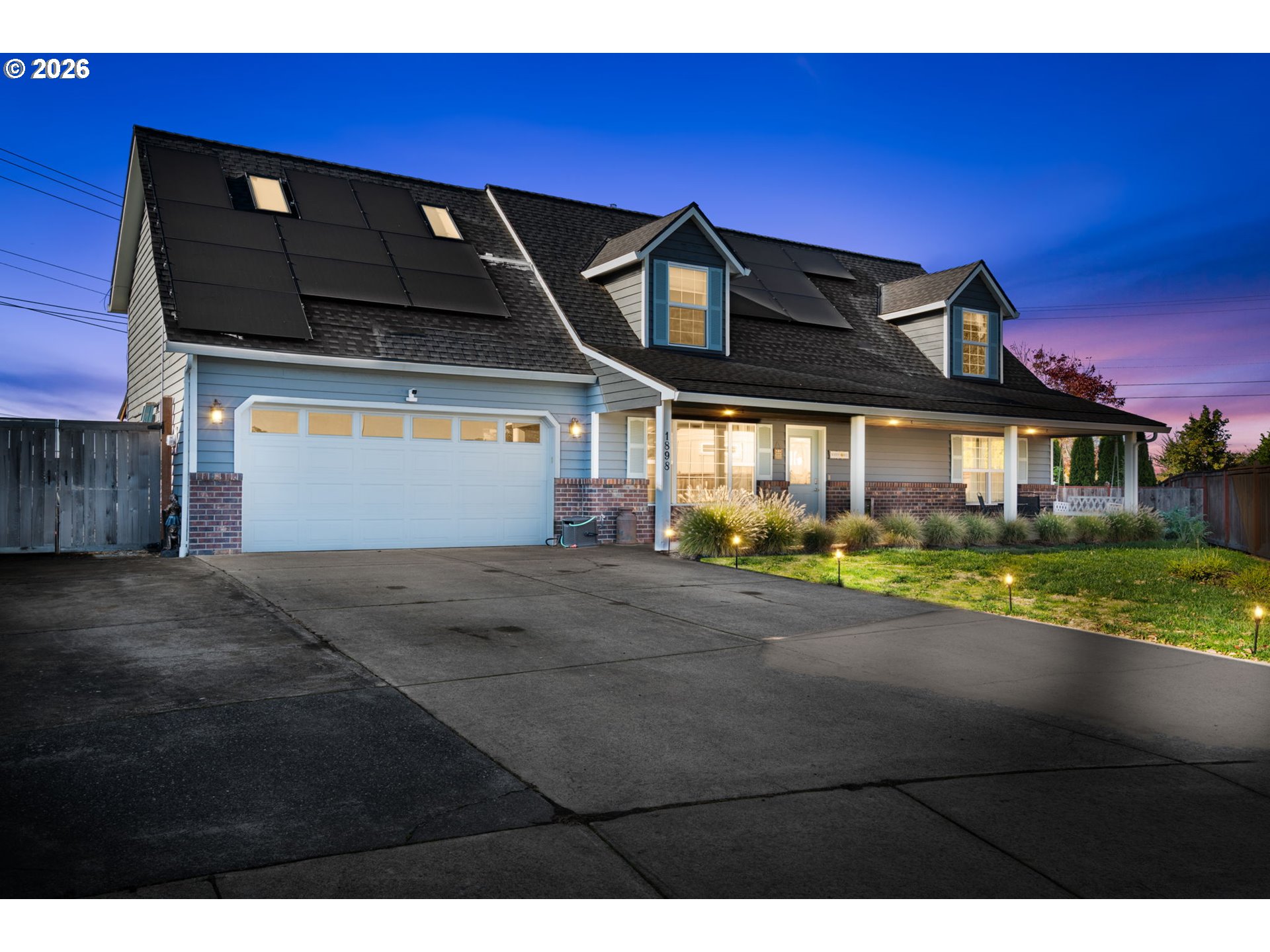 1898 Iron Horse Road Eugene, OR 97402 - Photo 2 of 44