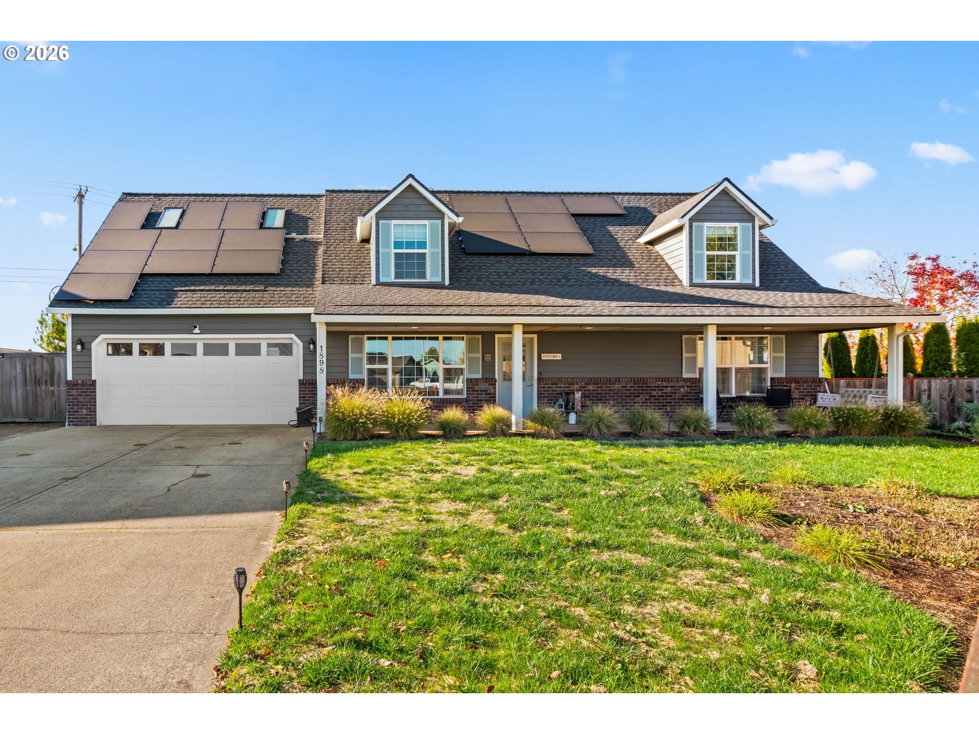 1898 Iron Horse Road Eugene, OR 97402 - Photo 3 of 44