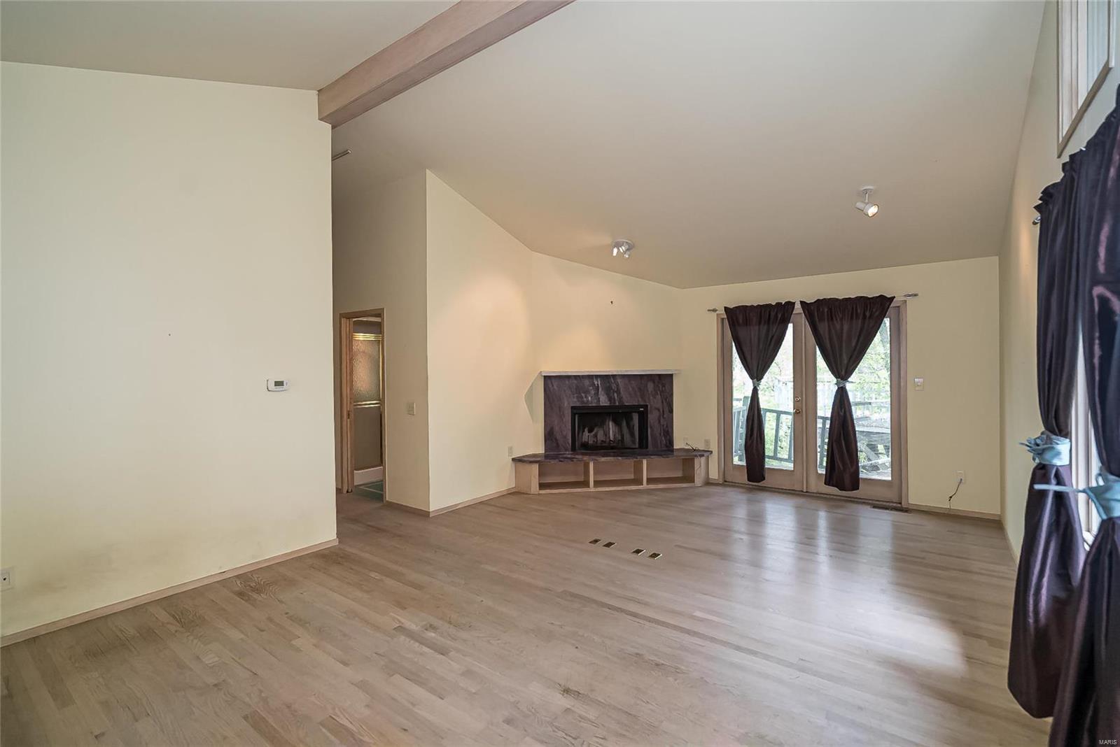 740 High Hampton Road St. Louis, MO 63124 - Photo 12 of 36 Gallery Image 12