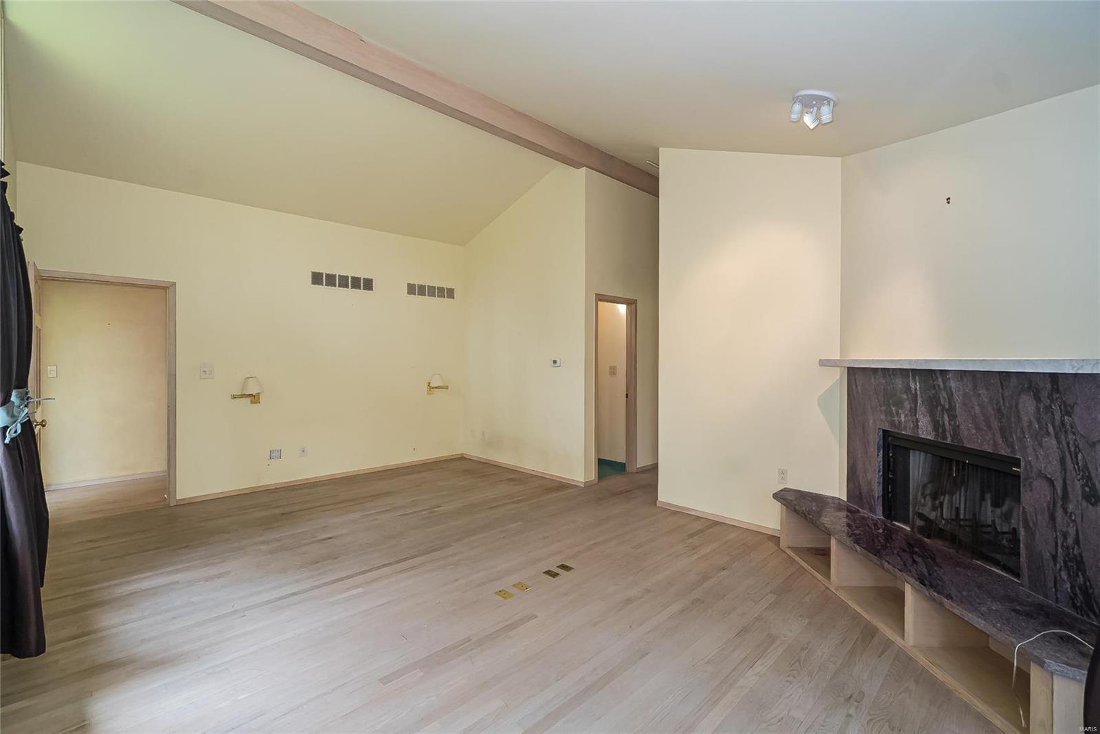 740 High Hampton Road St. Louis, MO 63124 - Photo 13 of 36 Gallery Image 13