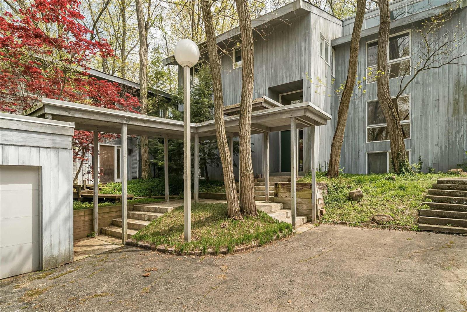 740 High Hampton Road St. Louis, MO 63124 - Photo 3 of 36 Gallery Image 3