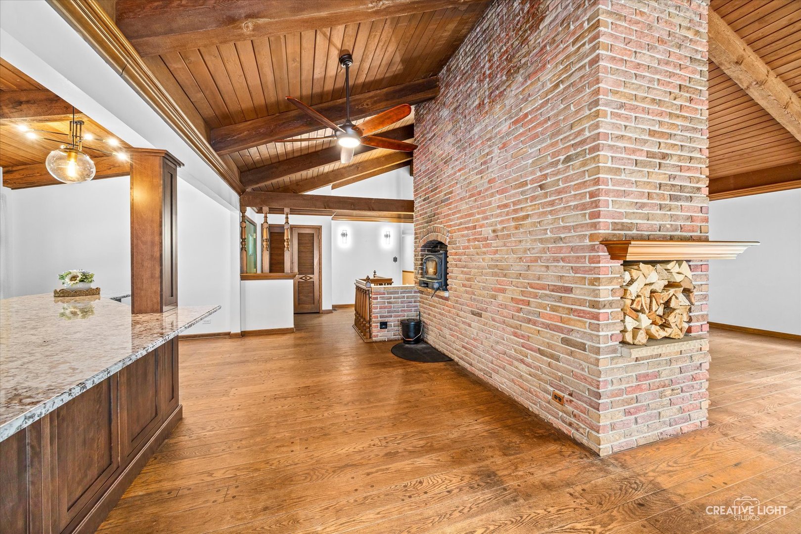 5N471 Billy Burns Road Wayne, IL 60184 - Photo 11 of 31 Gallery Image 11