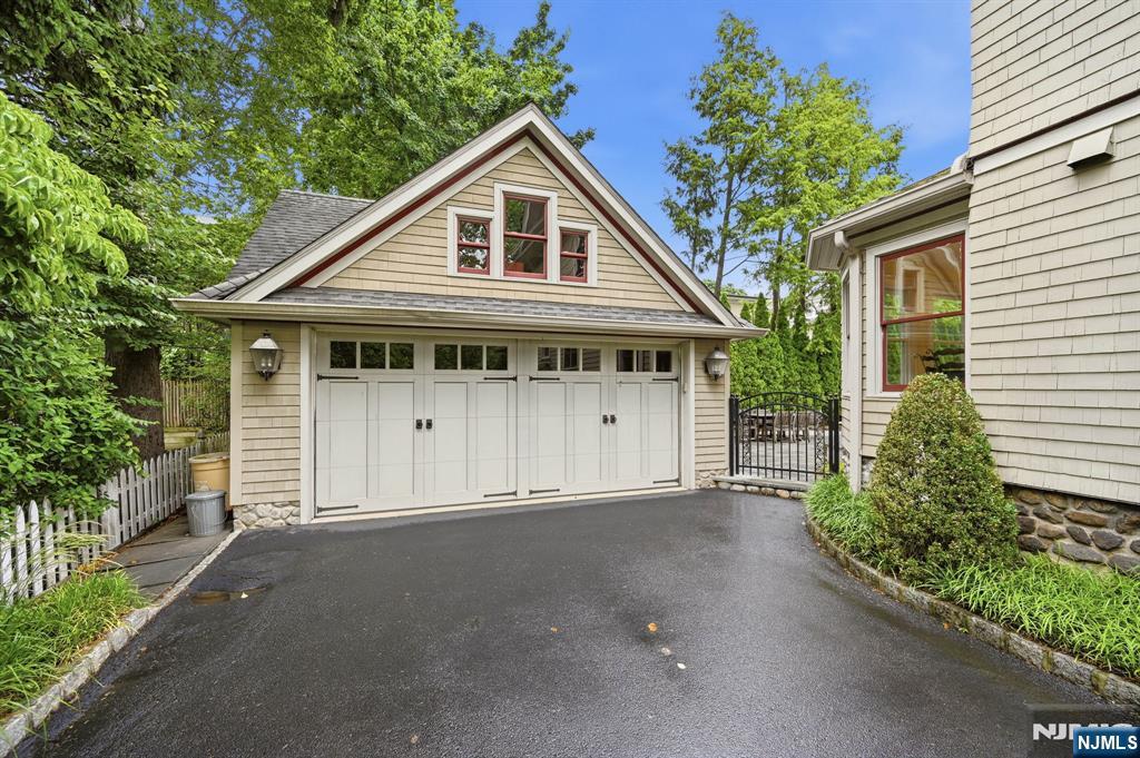 283 Highwood Avenue Ridgewood, NJ 07450 - Photo 39 of 48