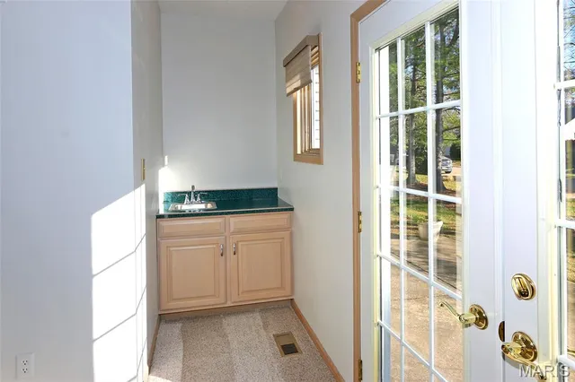 $645,000 | 12762 Hezel Lane, St. Louis, MO 63141