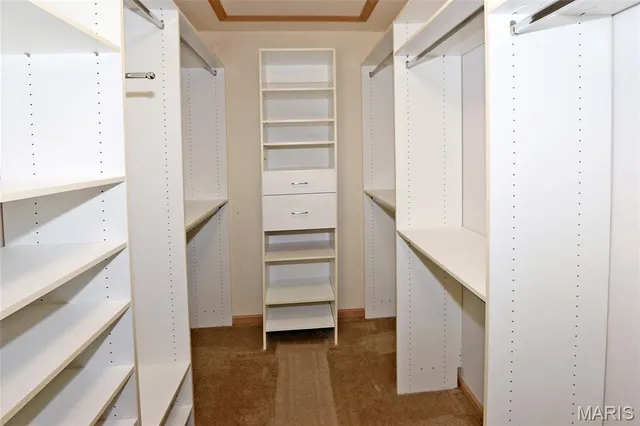 $645,000 | 12762 Hezel Lane, St. Louis, MO 63141