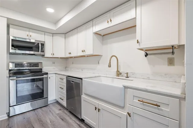 $349,000 | 498 Lakeview Drive, Unit 45, Palm Harbor, FL 34683