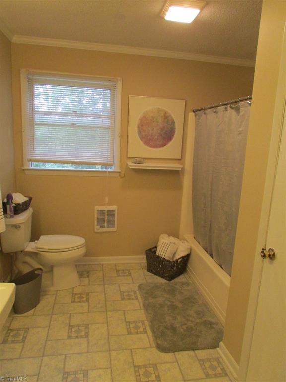 2371 North Old 52 Road Pinnacle, NC 27043 - Photo 22 of 29 Gallery Image 22