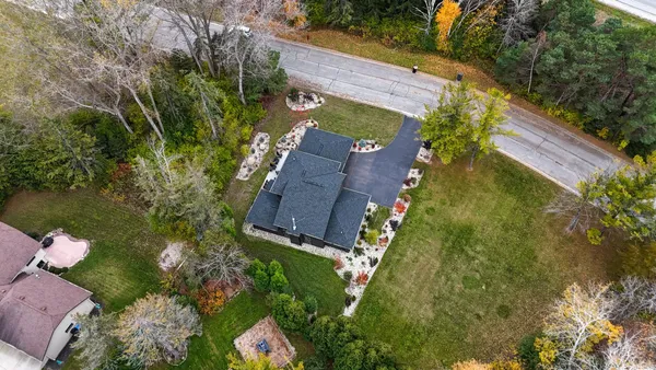 $844,900 | 624 East Circle Ridge Place, Sturgeon Bay, WI 54235