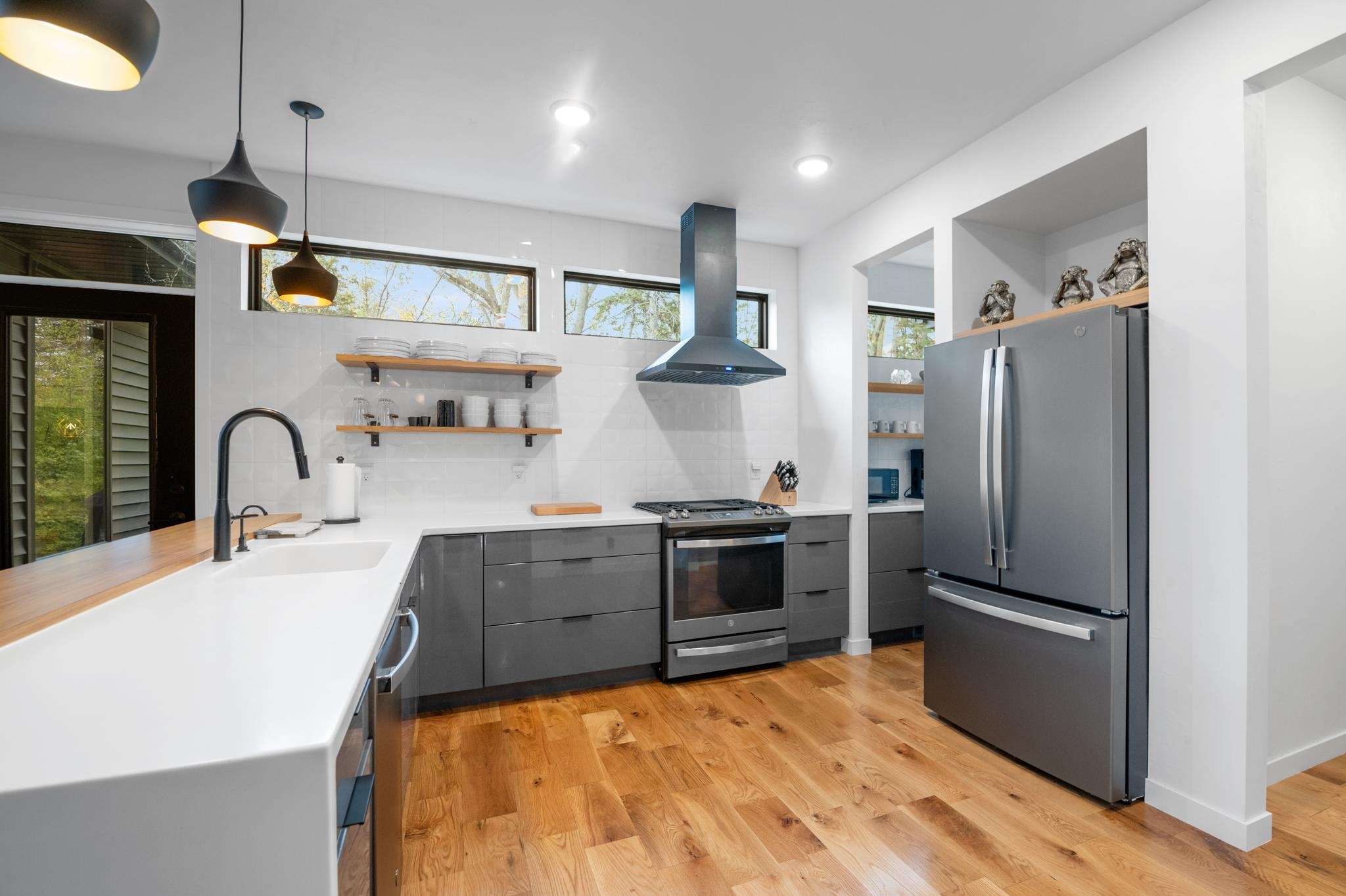 624 East Circle Ridge Place Sturgeon Bay, WI 54235 - Photo 10 of 50