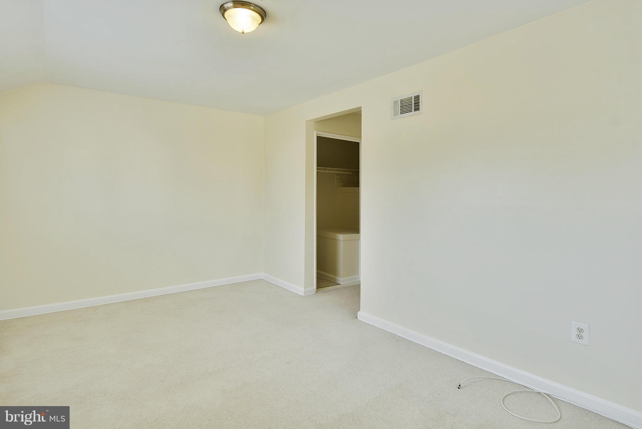 4663 Kendrick Road Suitland, MD 20746 - Photo 18 of 20 Bedroom (Master)