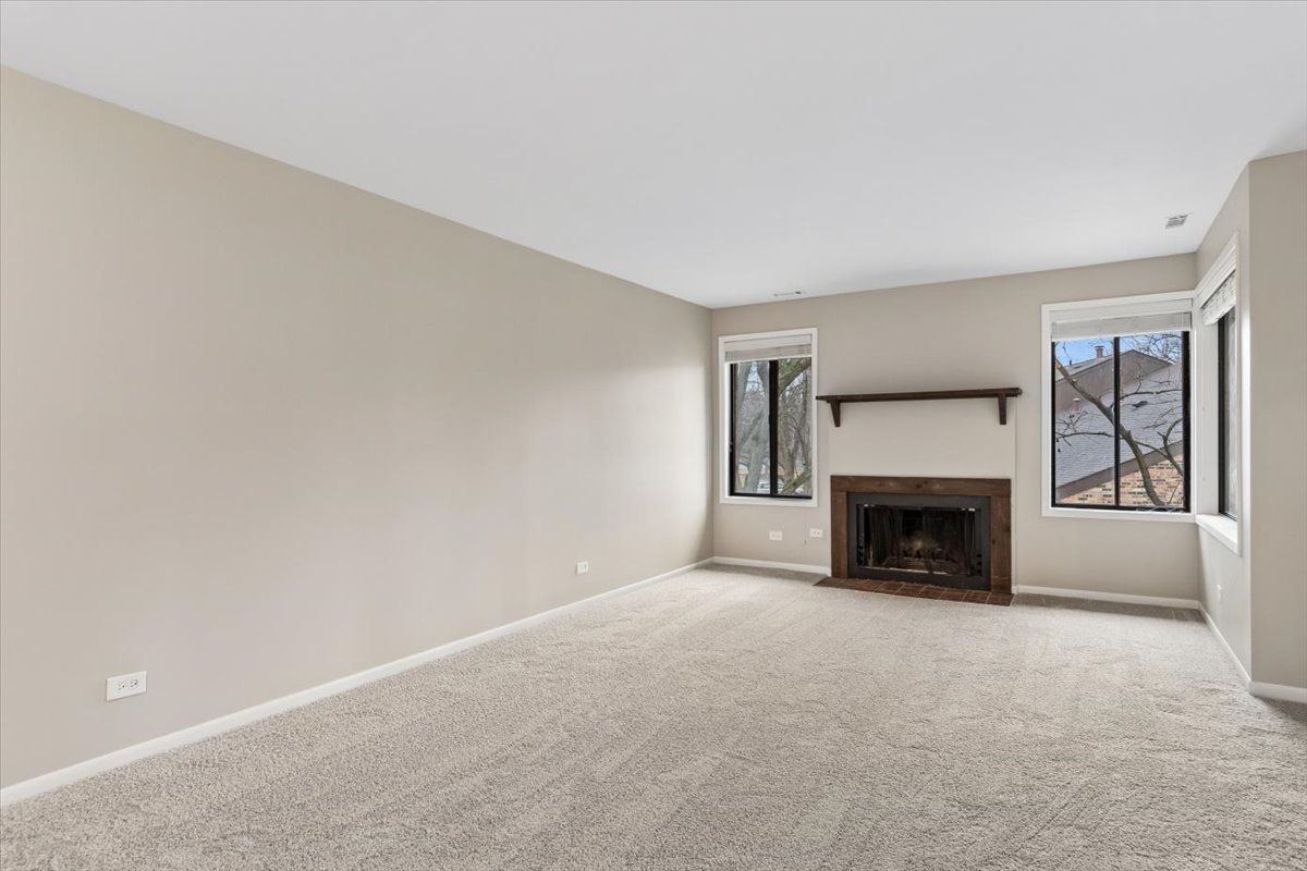6227 Trinity Drive, Unit 2B Lisle, IL 60532 - Photo 4 of 20