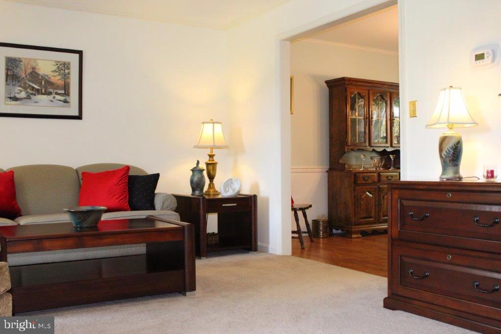 203 Kings Cross Circle Lititz, PA 17543 - Photo 5 of 25 Gallery Image 5