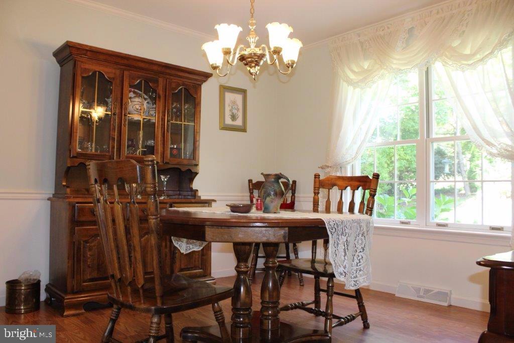 203 Kings Cross Circle Lititz, PA 17543 - Photo 6 of 25 Gallery Image 6