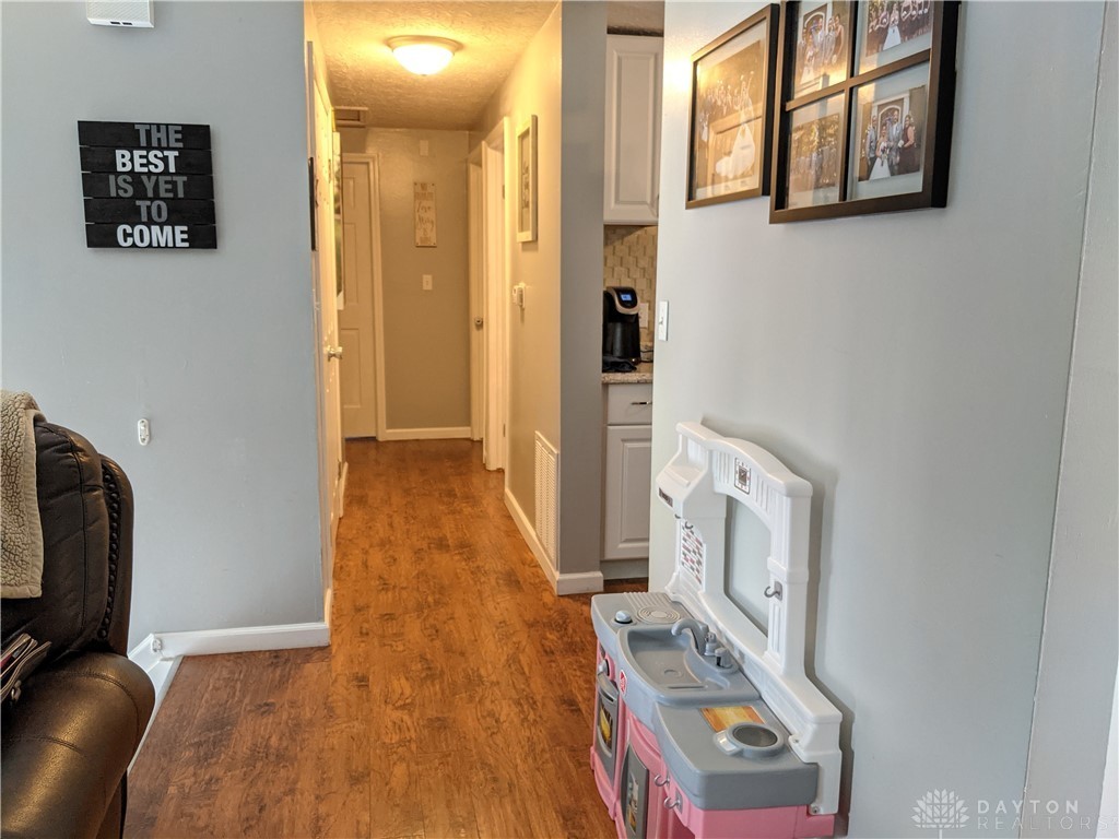 158 Lexington Farm Road Englewood, OH 45322 - Photo 7 of 22 Gallery Image 7