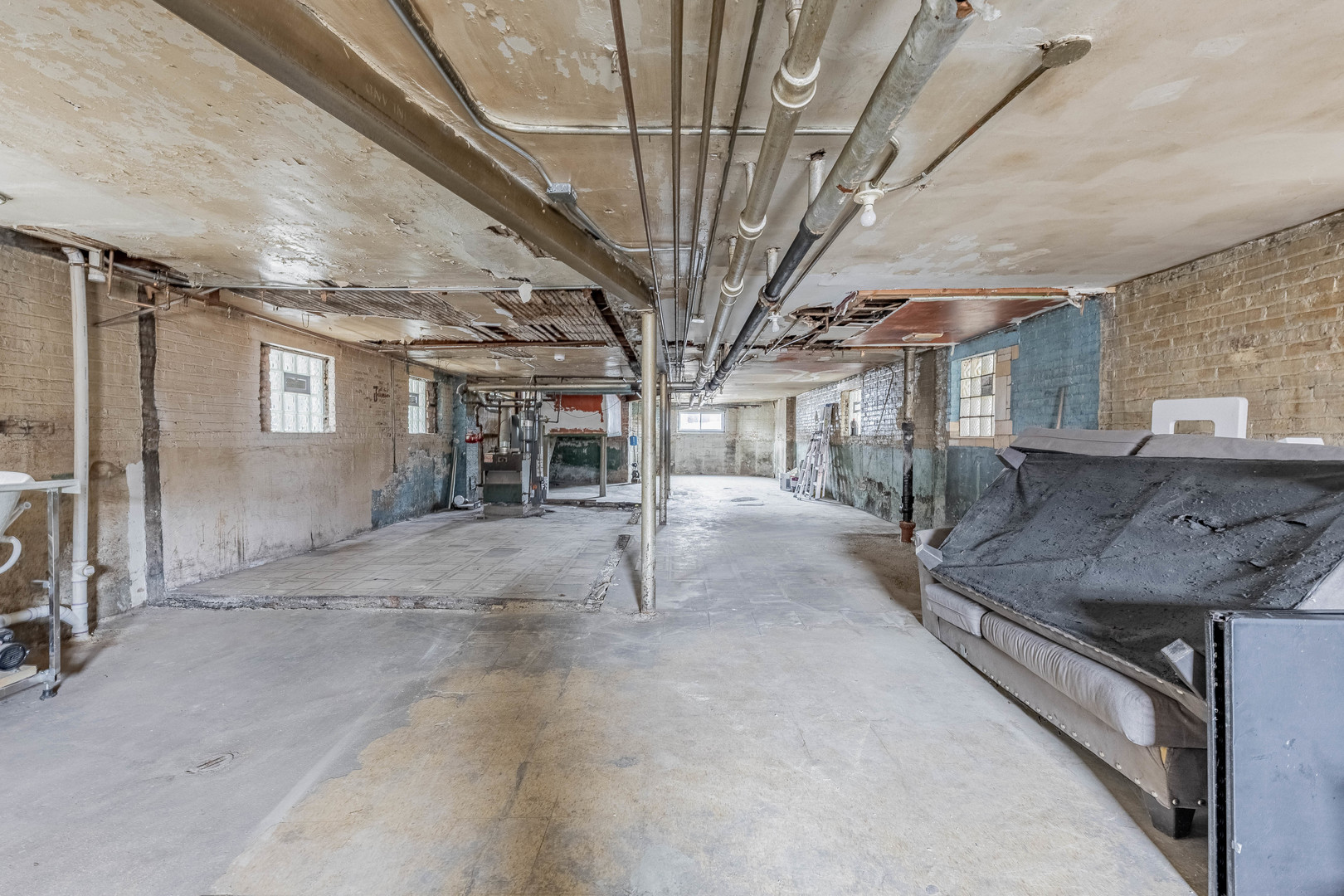 7729 South Laflin Street Chicago, IL 60620 - Photo 41 of 44 a view of a porch