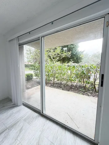 $275,900 | 5025 Wiles Road, Unit 107, Coconut Creek, FL 33073