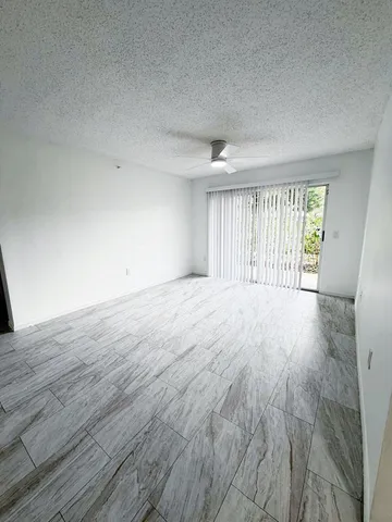 $275,900 | 5025 Wiles Road, Unit 107, Coconut Creek, FL 33073