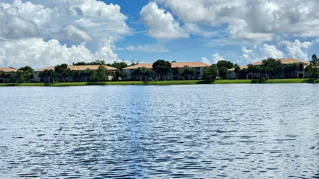 $293,400 | 5025 Wiles Road, Unit 107, Coconut Creek, FL 33073