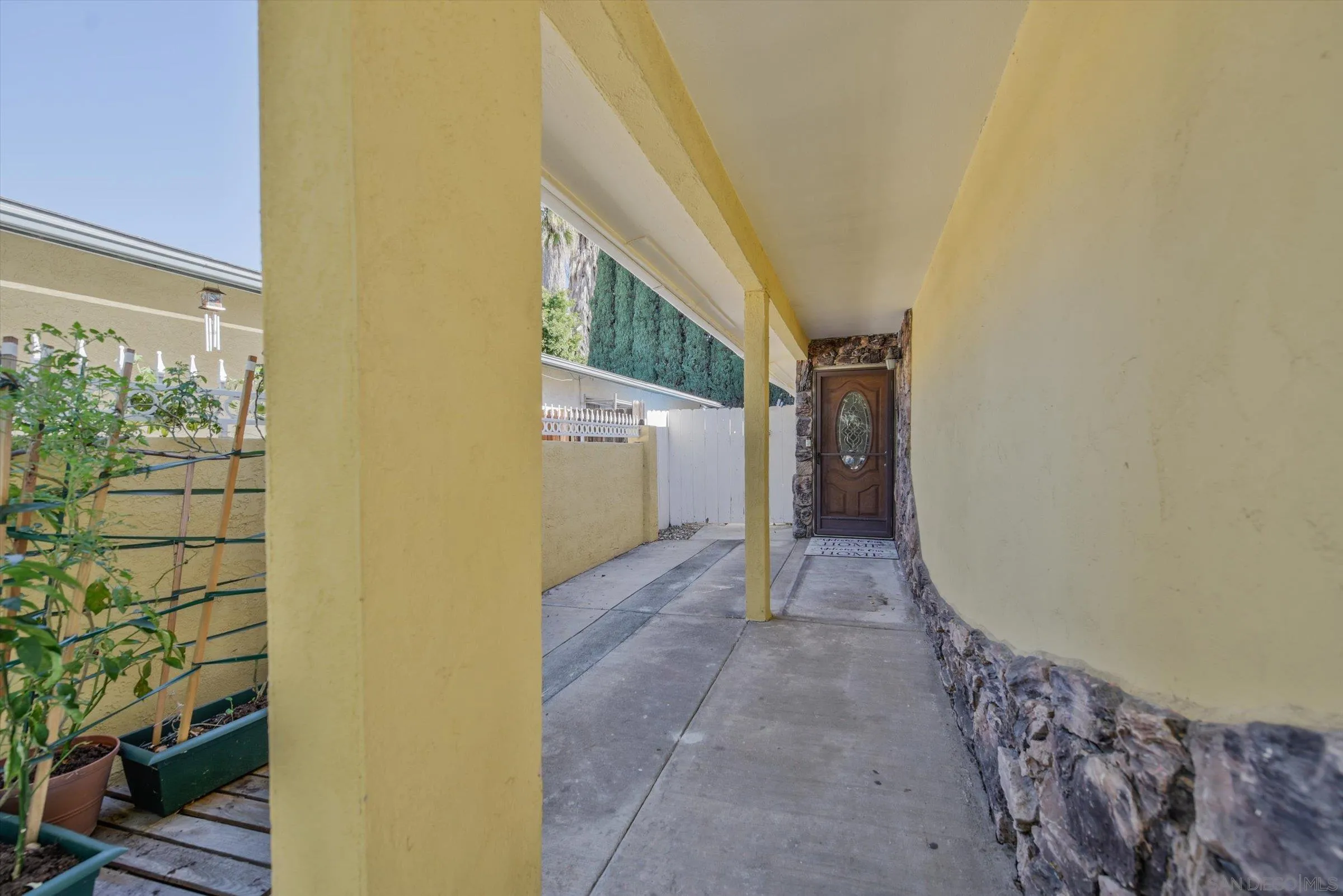 625 Kempton Street Spring Valley, CA 91977 - Photo 26 of 36 Gallery Image 26