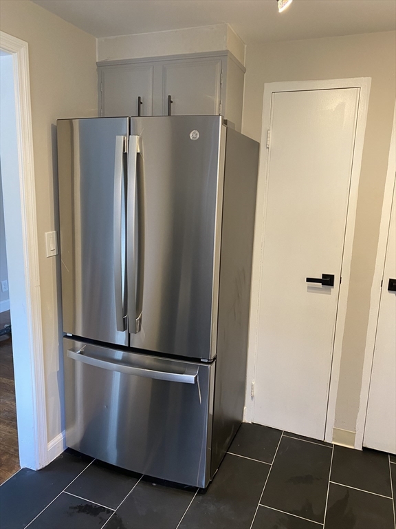 33 Charlesbank Road, Unit 33 Newton, MA 02458 - Photo 22 of 27